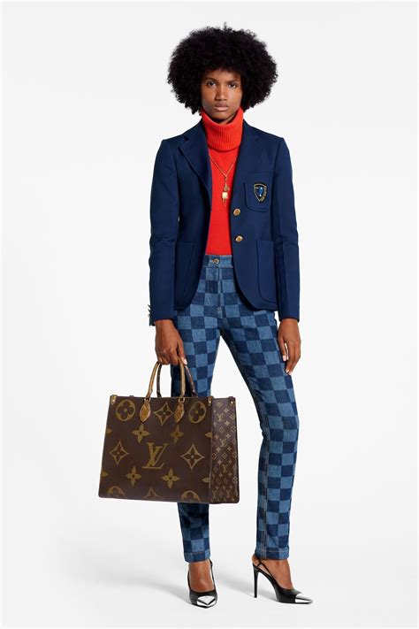 louis vuitton sales associate job.